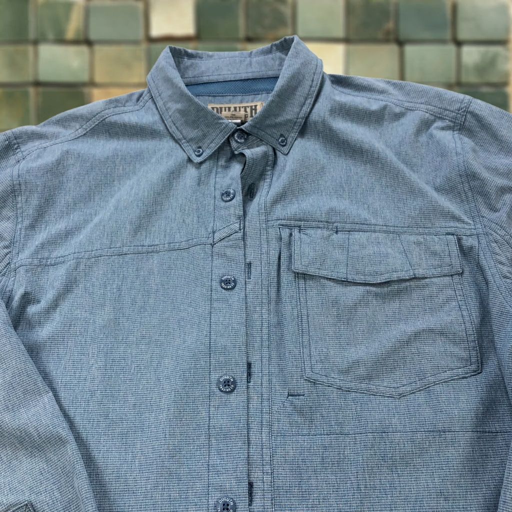 Vintage Duluth Duluth Trading Co. Sol Survivor Large TALL LT Button Tab Sleeve Shirt Blue Shirt Men LT Button-Up Blue 90s? Size US L / EU 52-54 / 3 - 1 Thumbnail