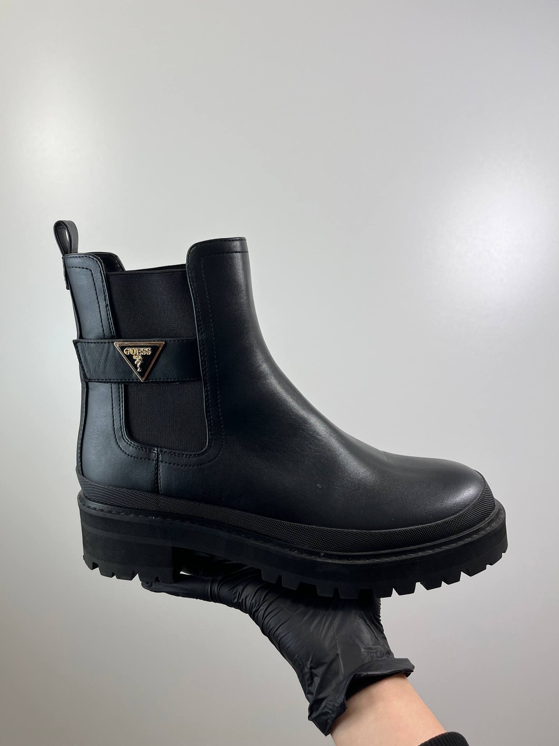 Guess GUESS Women Black Leather Chelsea Platform Boots Size 40 Size US 10 / IT 40 - 1 Thumbnail