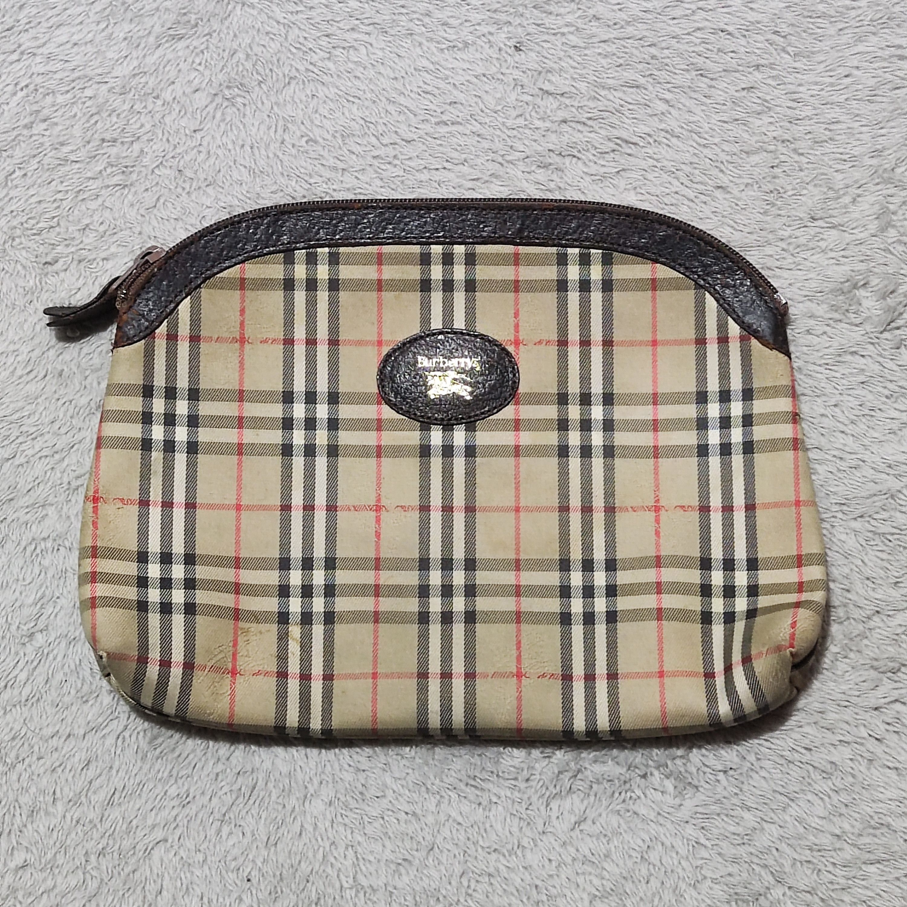 Burberry × Luxury × Vintage Vintage Burberry Nova Check Clutch