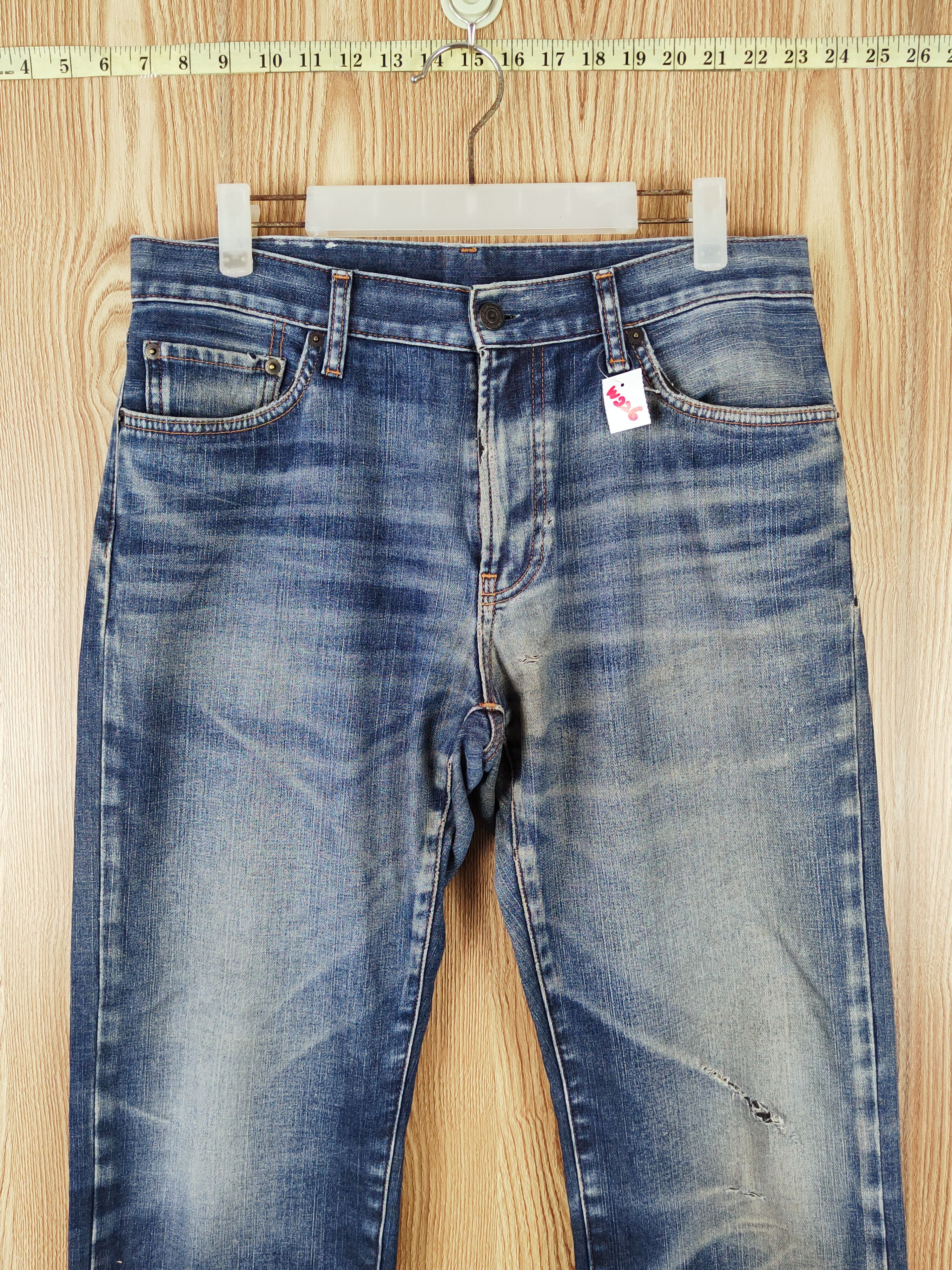 Japanese Brand Uniqlo Dark Blue Distressed Ripped Jeans #W226 Size US 32 / EU 48 - 2 Thumbnail