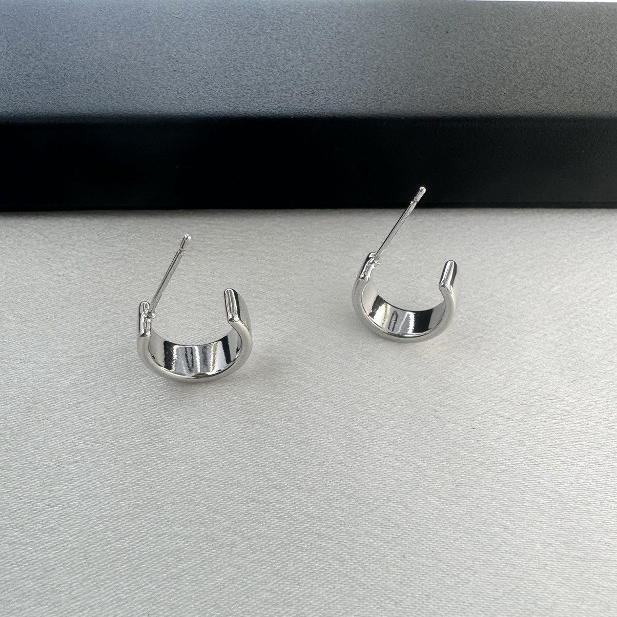Designer Classic Polished C Shape Stud Earrings for Women Size ONE SIZE - 4 Thumbnail
