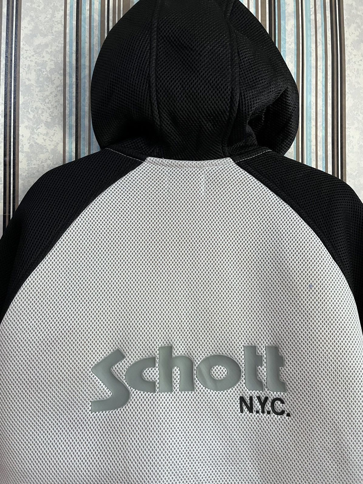 Schott 1990s Two tone mesh hood #F5 Size US XL / EU 56 / 4 - 8 Thumbnail