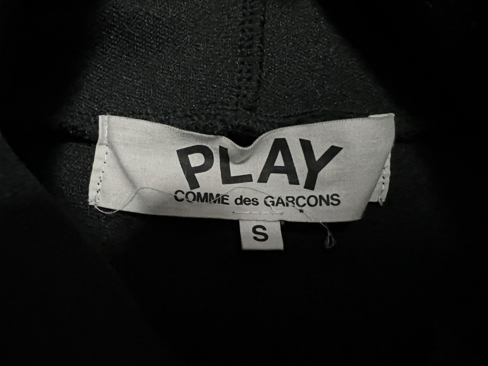 Comme des Garcons PLAY CDG Play Hoodie Size US S / EU 44-46 / 1 - 2 Thumbnail