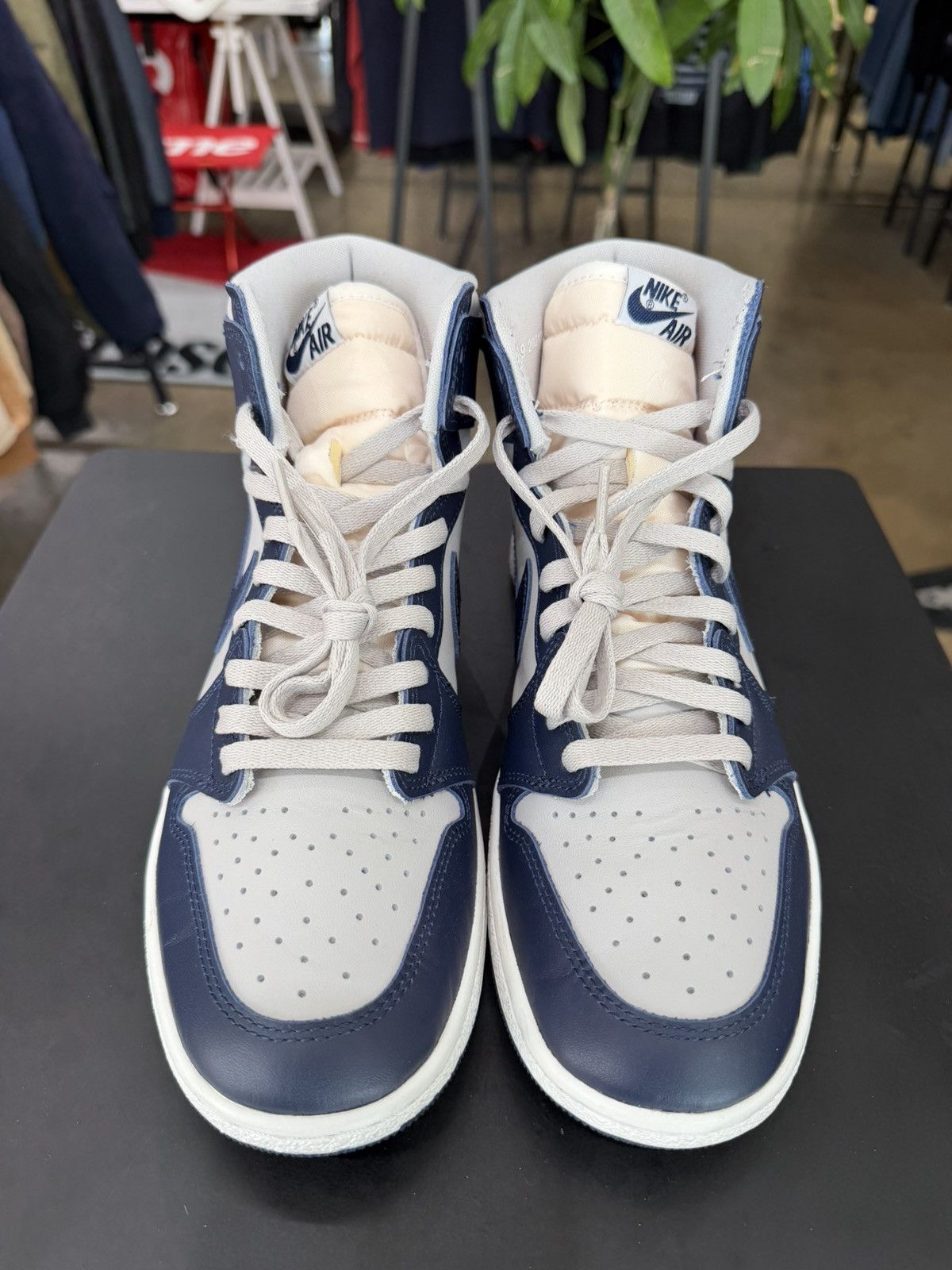 Jordan Brand Air Jordan 1 High Georgetown Size 9 (2022) Size US 9 / EU 42 - 2 Thumbnail