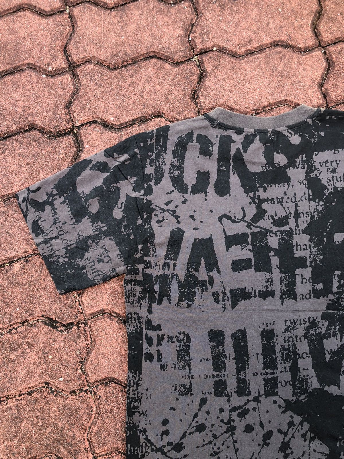 In The Attic 🔥Vintage🔥In The Attic AOP Tshirt Size US L / EU 52-54 / 3 - 11 Thumbnail