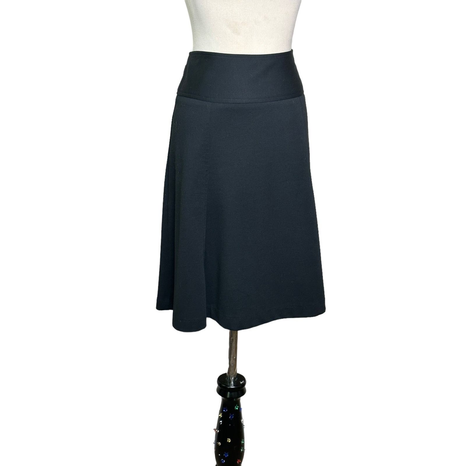 Ann Taylor Ann Taylor black a line mini skirt size 4 Size 27" / US 4 / IT 40 - 7 Thumbnail