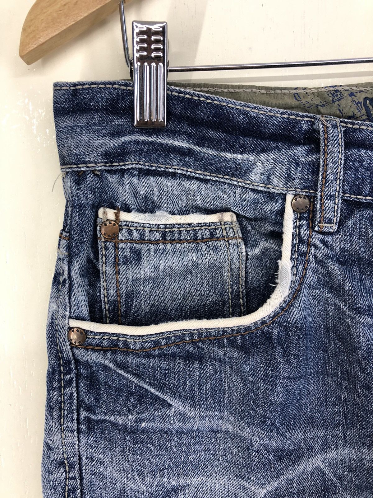 Japanese Brand Southern Menswear Distressed Faded Blue Jeans Size US 31 - 6 Thumbnail