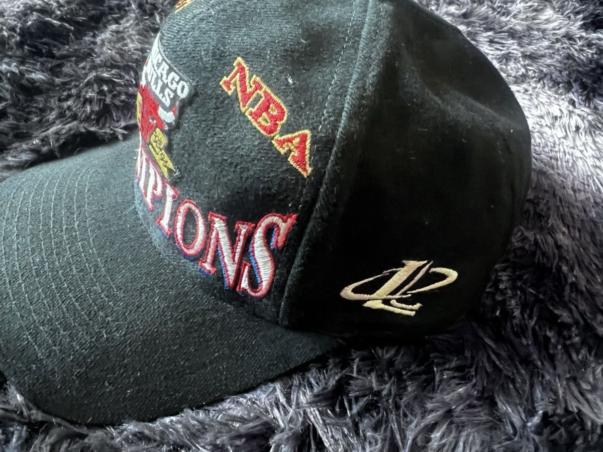 Logo Athletic × Vintage 1997 Bulls Championship Cap Size ONE SIZE - 3 Thumbnail