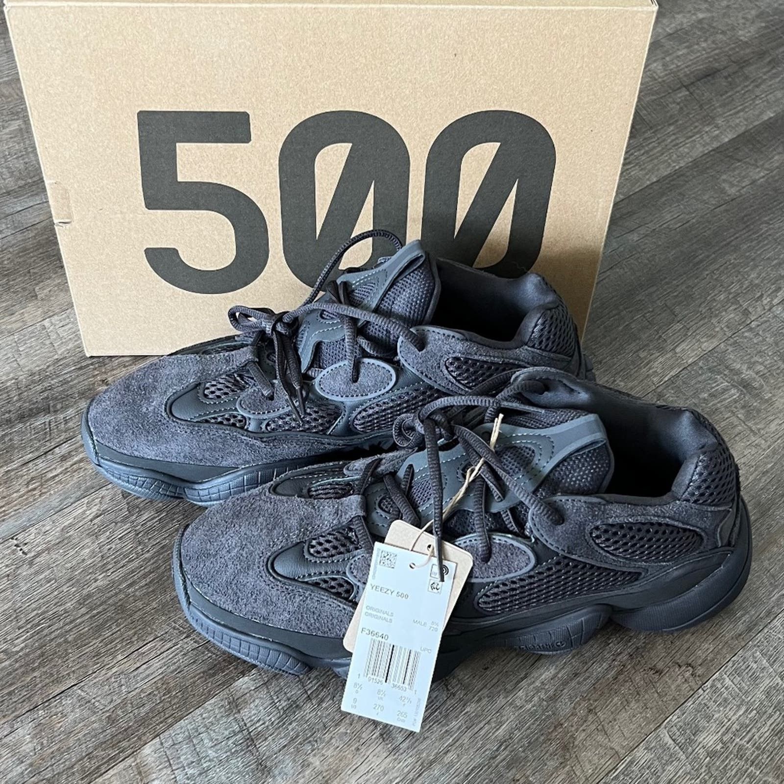 Adidas New! YEEZY 500 black sneakers, Authentic Size US 9 / IT 39 - 2 Thumbnail