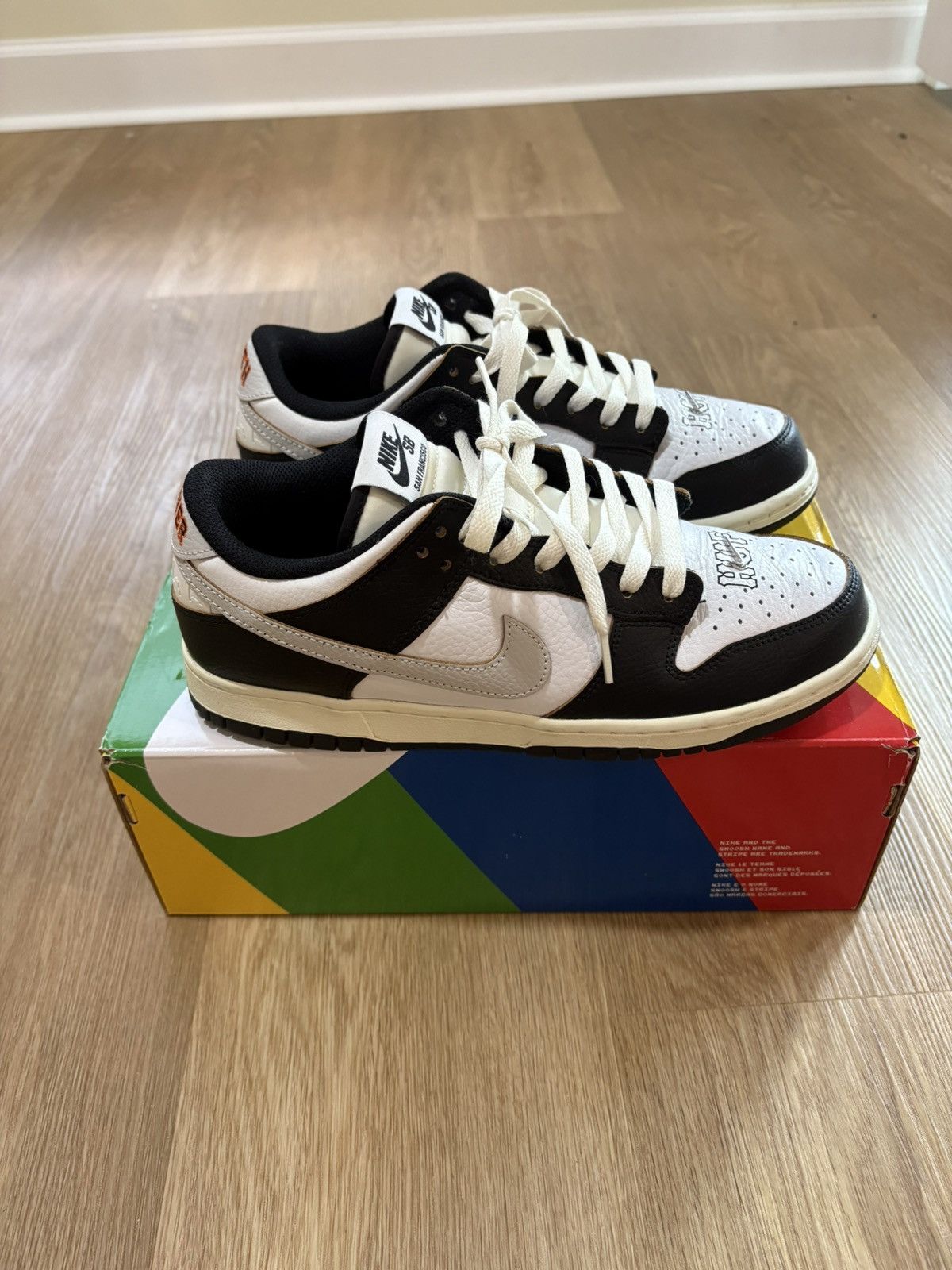 Nike SB Nike SB Dunk Low HUF San Francisco Size US 8.5 / EU 41-42 - 2 Thumbnail