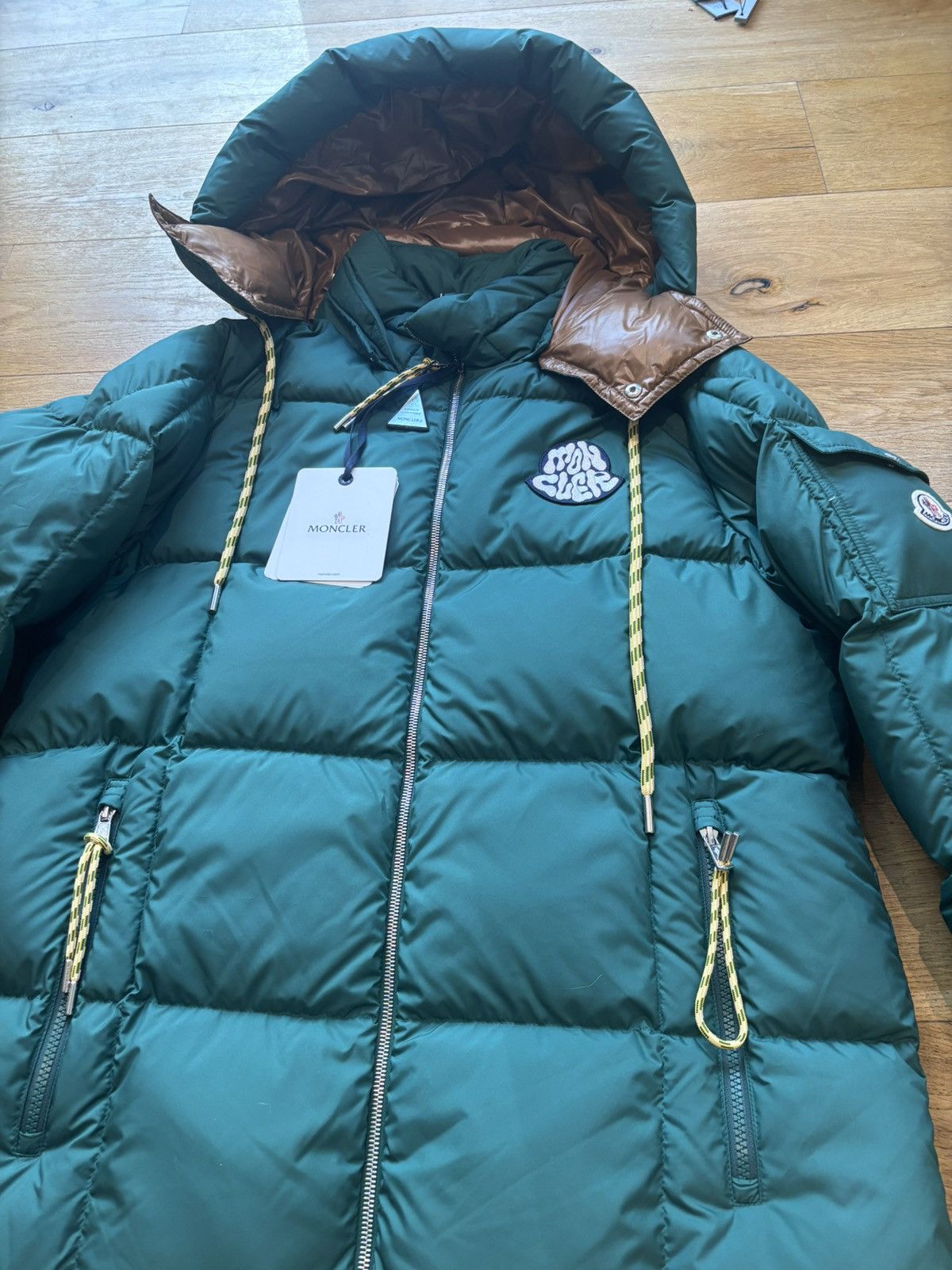 Moncler MONCLER MARIVELES GIUBBOTTO DOWN JACKET (GREEN) Size US L / EU 52-54 / 3 - 4 Thumbnail