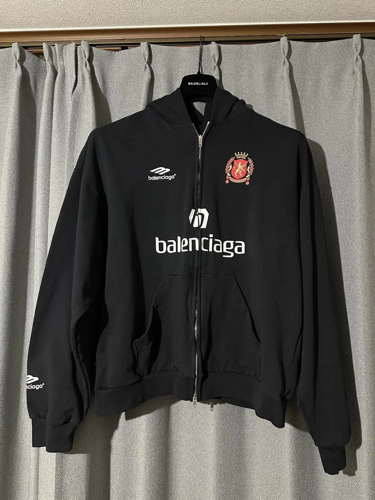 BALENCIAGA 24SS Soccer Paris Zip-Hoodie