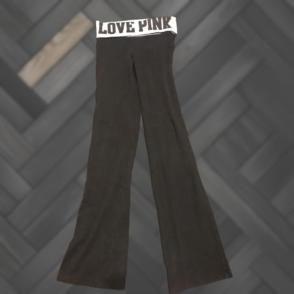 Vintage Vintage Y2K Rare Love Black Victoria's Secret Leggings XS User: Vintage Y2K Rare Love Black Victoria's Secret Leggings XS Size 26" / US 2 / IT 38 - 1 Thumbnail