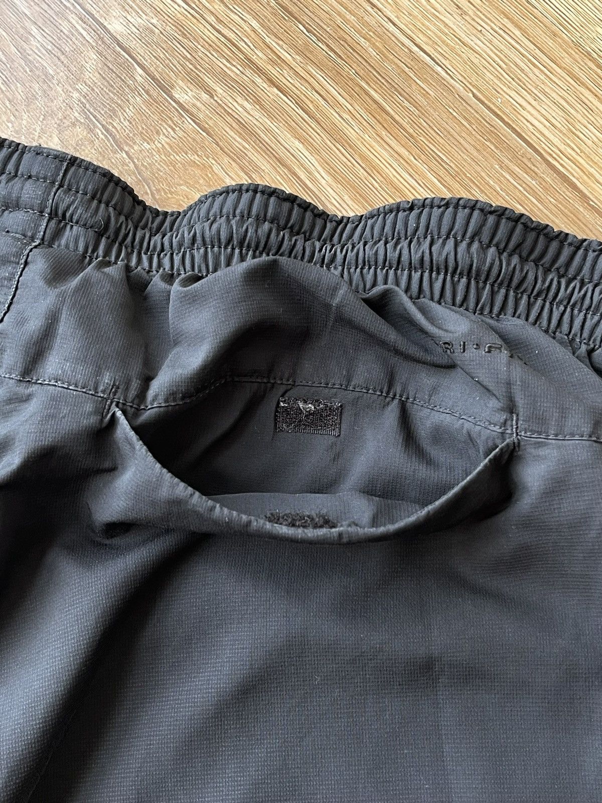 Nike Vintage Nike Swoosh Baggy Parachute Track Pants Size L Size US 34 / EU 50 - 17 Thumbnail