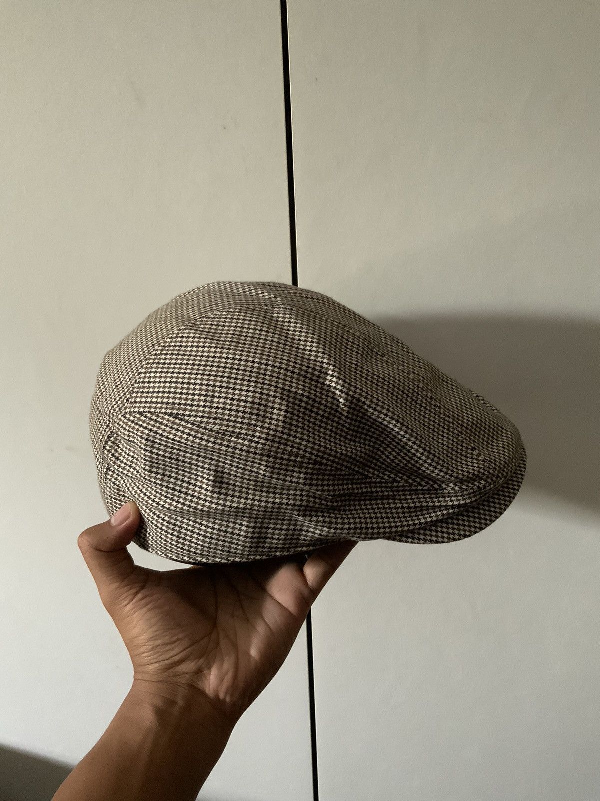 Hat Club Houndstooth Flat Beretta Hat Size ONE SIZE - 4 Thumbnail