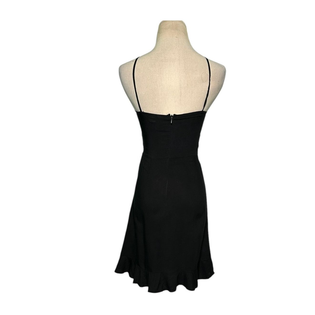 H&M H&M black ruffle summer mini dress size 0 Size XS / US 0-2 / IT 36-38 - 2 Thumbnail
