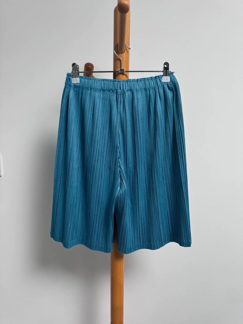 Issey Miyake issey miyake size:3 blue shorts 2505-Nextarrow Size 31" - 2 Thumbnail