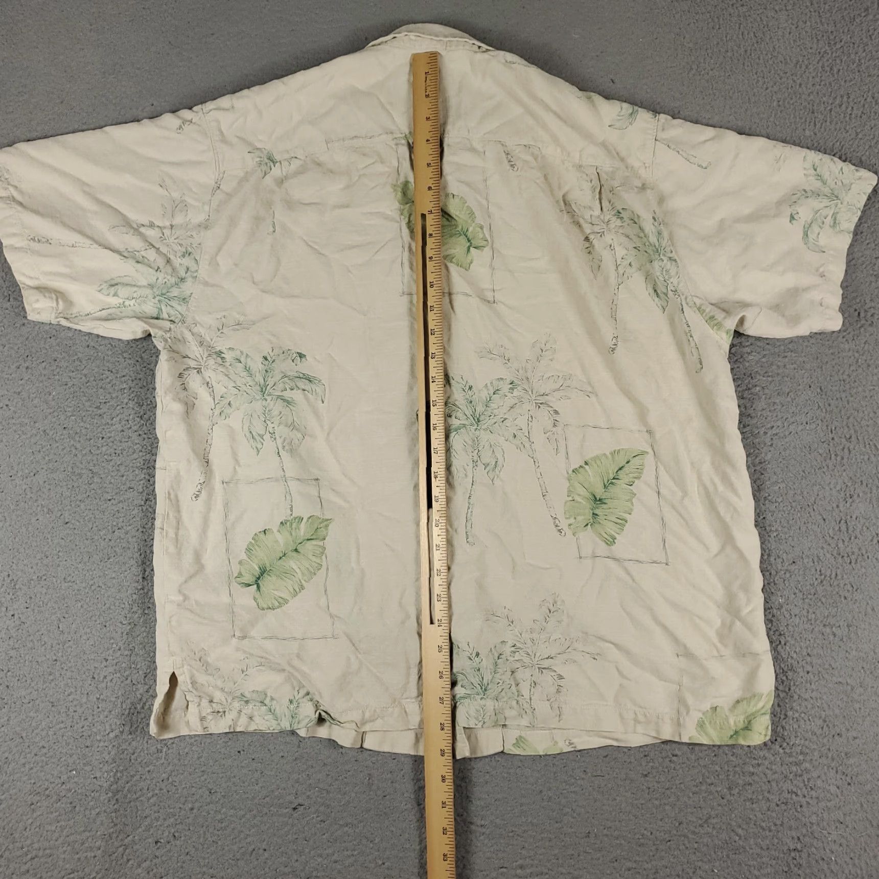 Tommy Bahama Tommy Bahama Shirt Mens XL Beige Silk Hawaiian Button-Up Short Sleeve Aloha Mens Size US XL / EU 56 / 4 - 7 Thumbnail