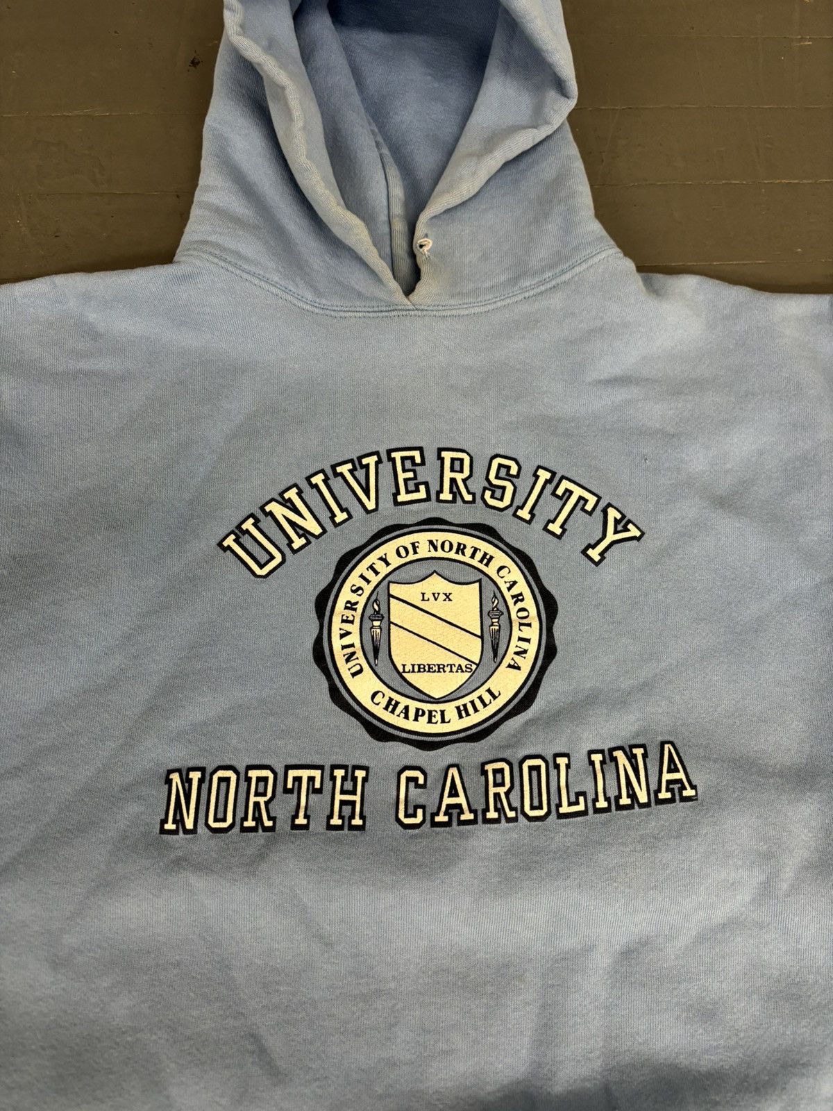 Vintage Vintage 90s university of North Carolina hoodie made in USA Size US L / EU 52-54 / 3 - 8 Thumbnail