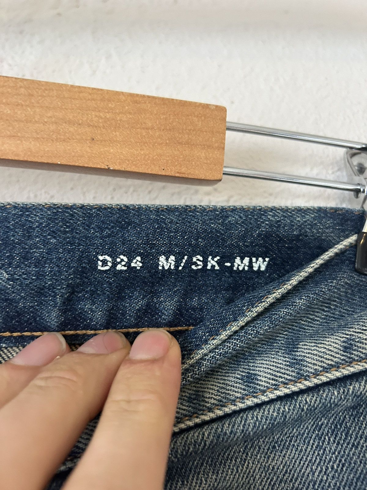 Saint Laurent Paris Saint Laurent Washed Blue Denim Jeans, D24 M/SK-MW Size US 29 - 12 Thumbnail