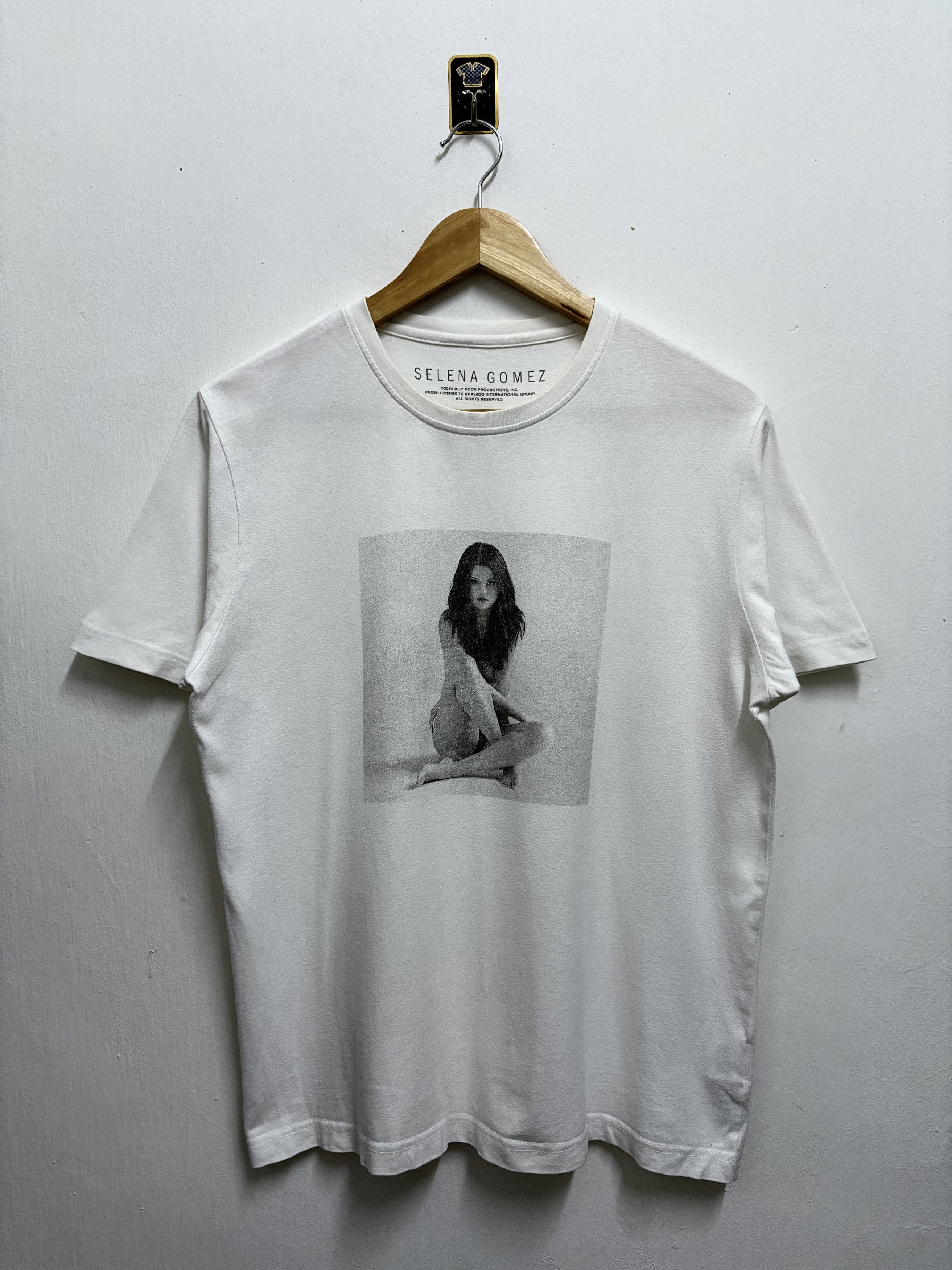 Hot Model Sex 2000's Selena Gomez Revival - Photo by Renata Raksha T-Shirt Size US M / EU 48-50 / 2 - 1 Thumbnail
