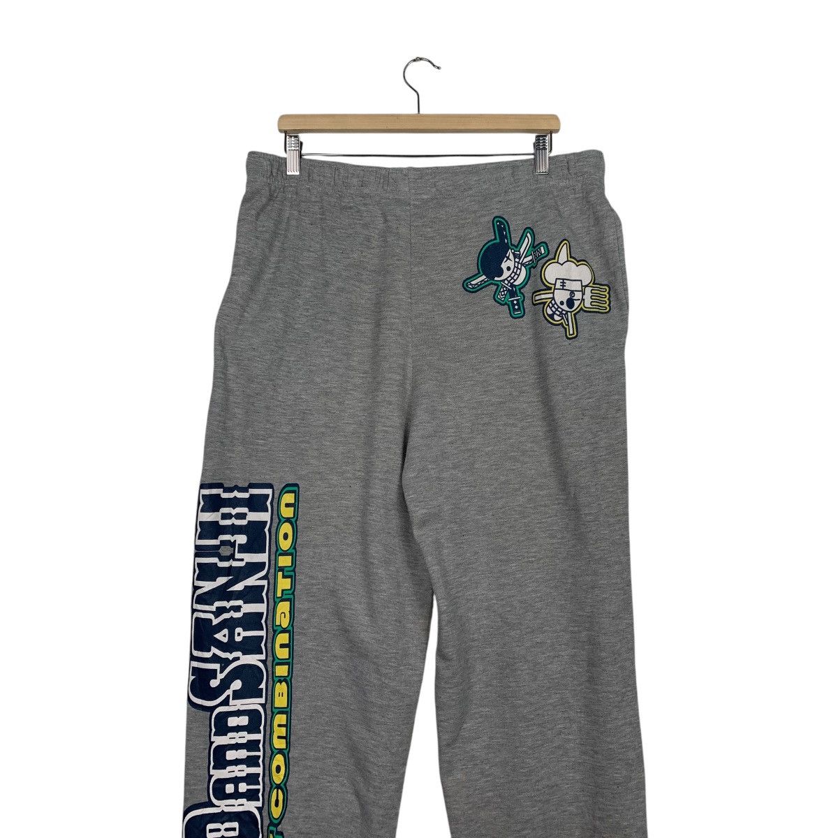 Japanese Brand One Piece Big Print Sweatpant Size US 33 - 11 Thumbnail
