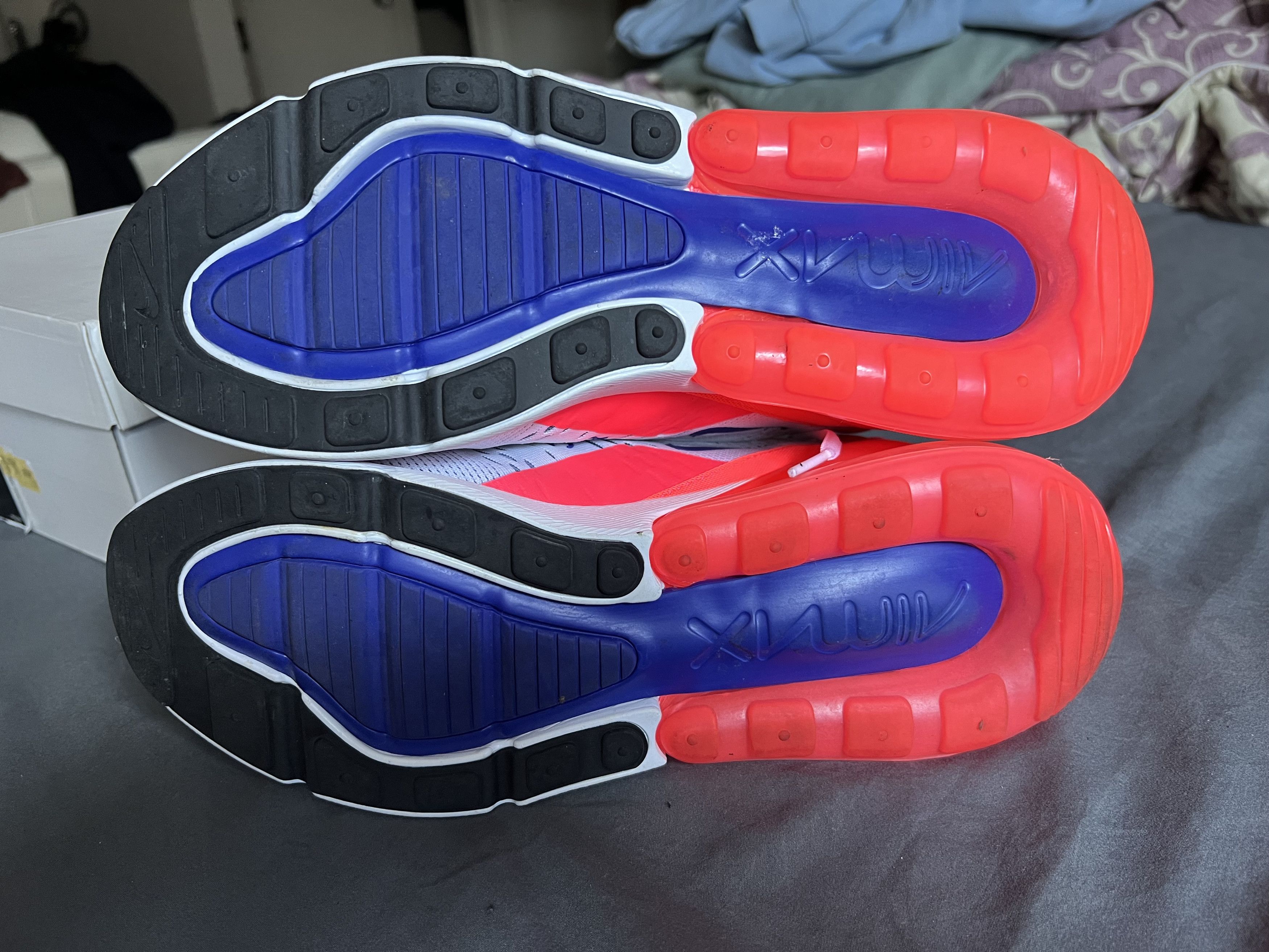 Nike Nike Air Max 270 Ultramarine & Solar Red sz 11.5/10 Size US 10 / EU 43 - 9 Thumbnail