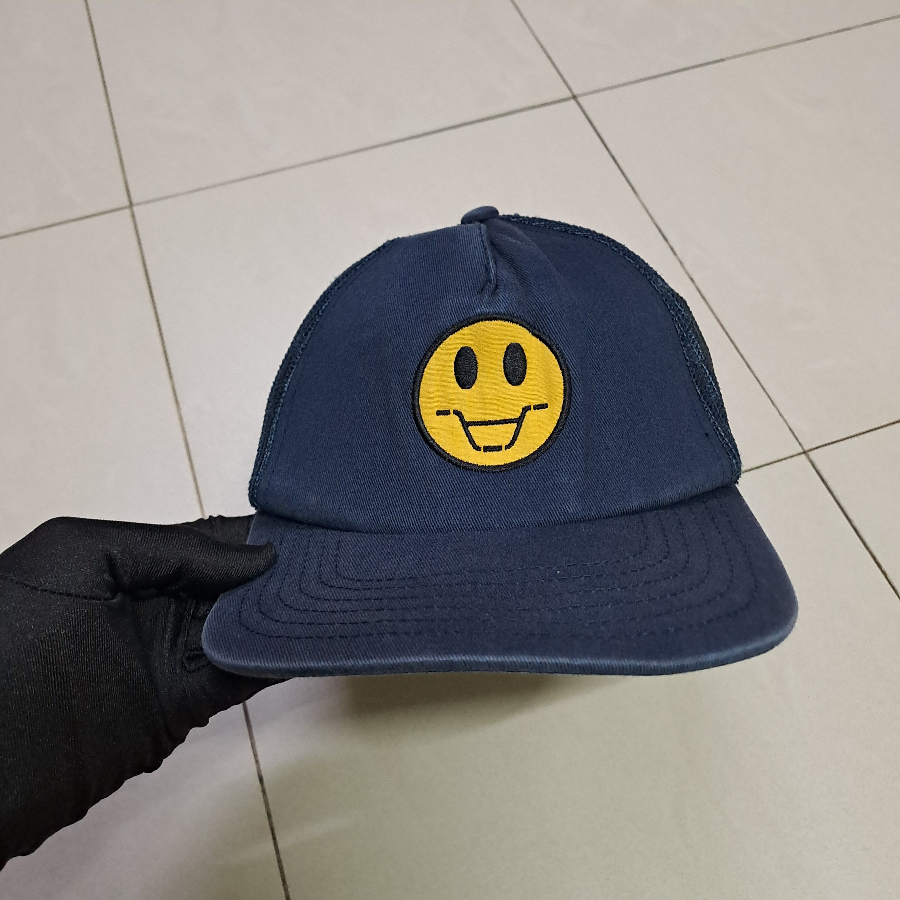 Vintage Vintage Smiley Face Trucker Hat/Cap Size ONE SIZE - 1 Thumbnail
