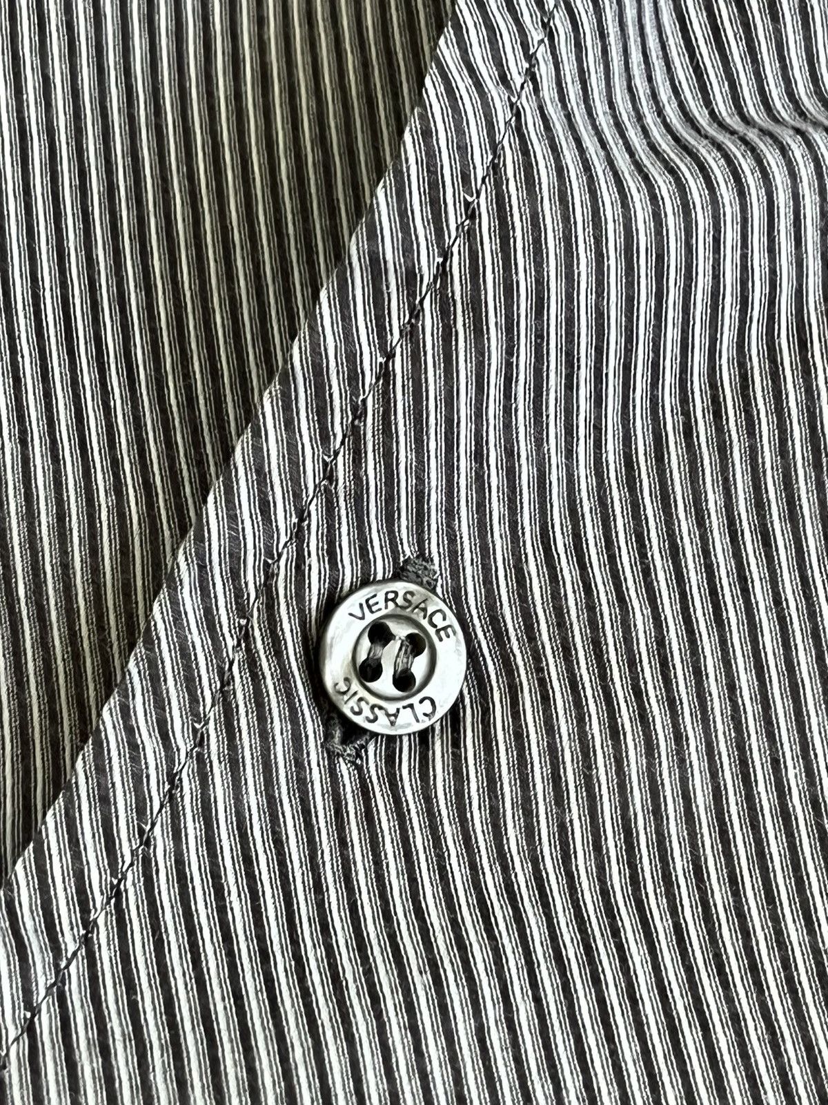 Versace Vintage Versace Classic shirt size 15.5 39 Medium Size US M / EU 48-50 / 2 - 6 Thumbnail
