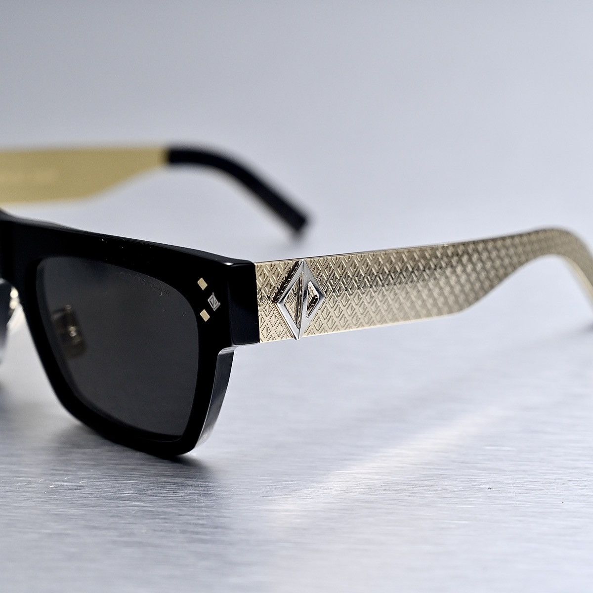 Dior DIOR CD DIAMOND S8F 12A0 SUNGLASSES Size ONE SIZE - 3 Thumbnail