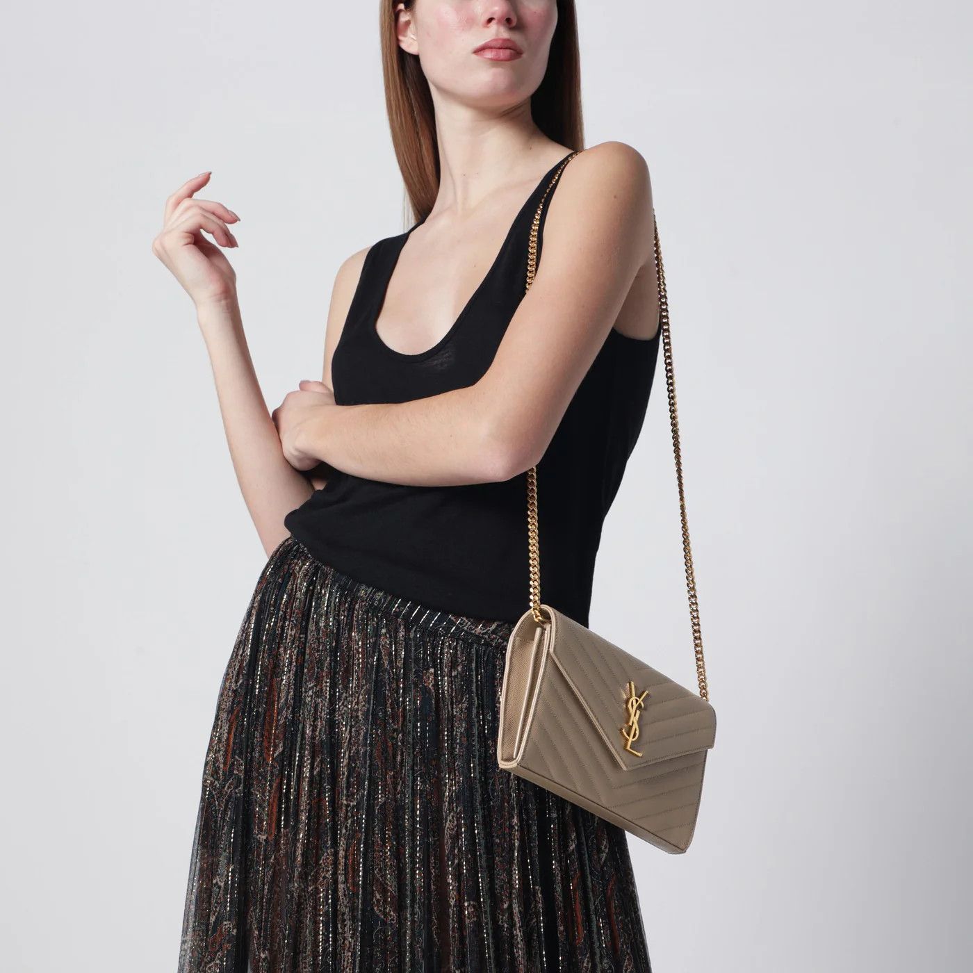 Saint Laurent Paris o1d2blof0526 Size: OS / Cassandre Chain Pouch in Beige Size ONE SIZE - 2 Thumbnail