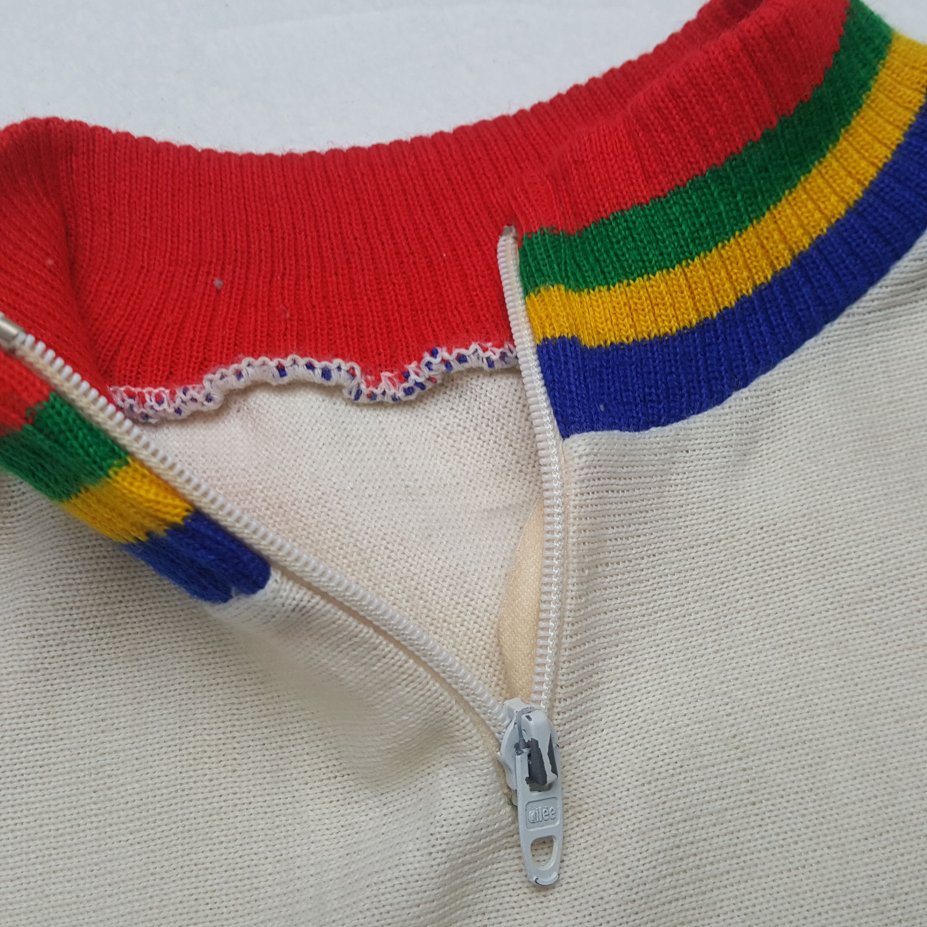 Vintage Vintage Gonin Moquettes Tapis T Cycling Jersey RR6 Size US XS / EU 42 / 0 - 5 Thumbnail