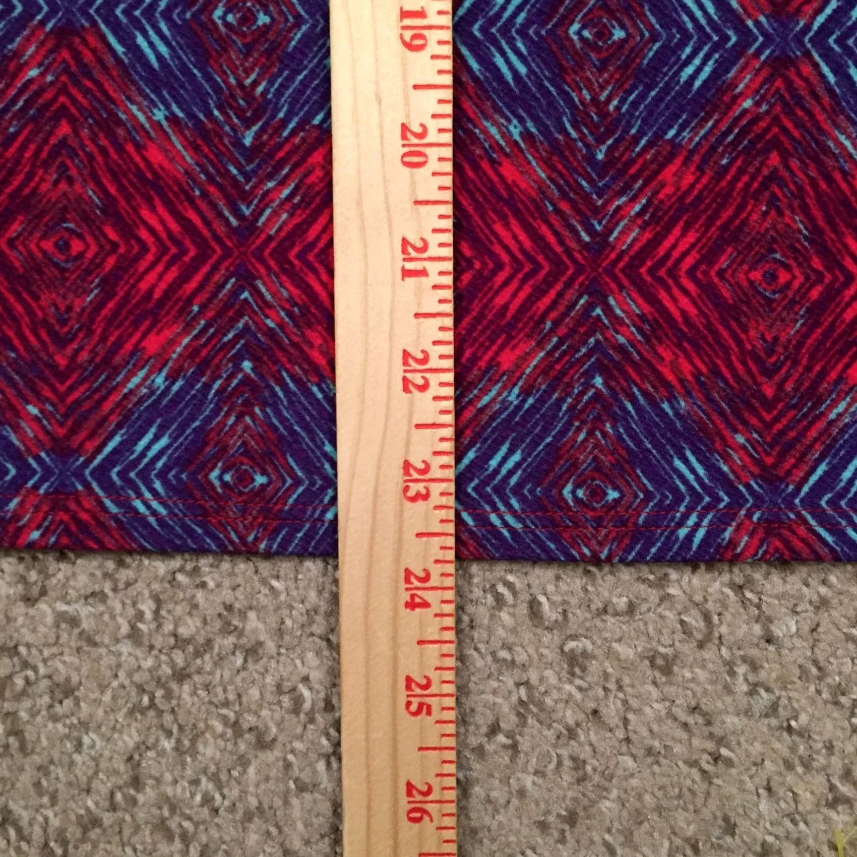 Vintage LuLaRoe Skirt Knee Length M Red Purple Geometric Pull On Unlined Polyester Spandex Women Casual Vintage No Size 32" / US 10 / IT 46 - 5 Thumbnail