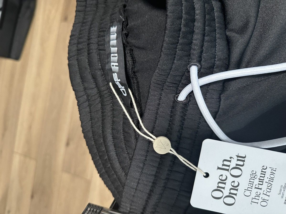 Off-White Off white Tracks Size US 32 / EU 48 - 7 Thumbnail