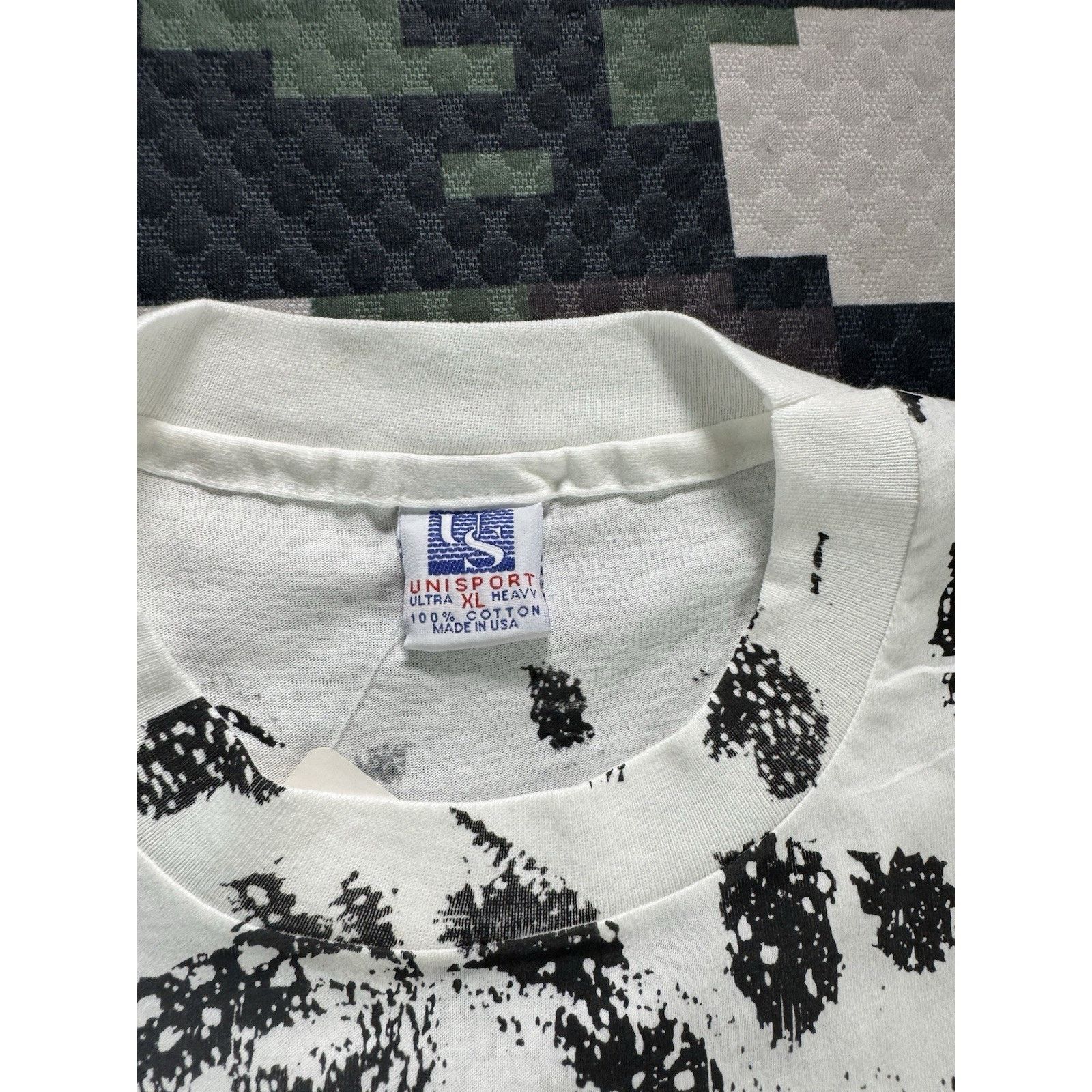 Other Vintage Unisport USA Big Cat Leopard Graphic XL 90s Wildlife Size US XL / EU 56 / 4 - 3 Thumbnail