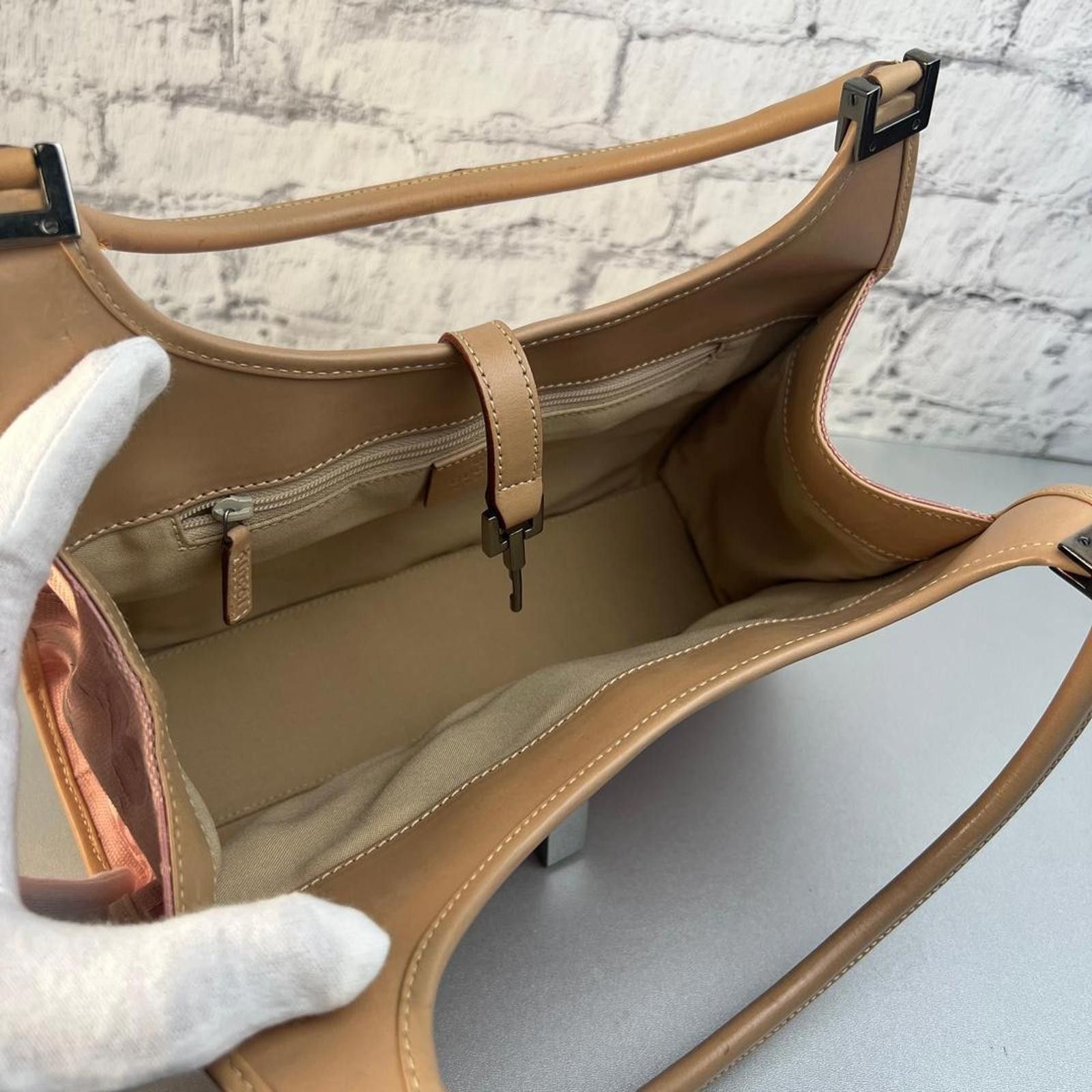 Gucci Gucci - Pink GG Canvas Shoulder Bag Size ONE SIZE - 7 Thumbnail
