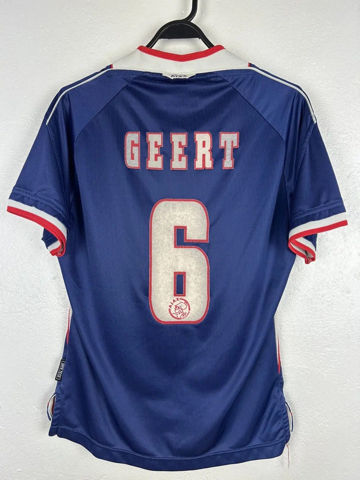 Umbro 90s Vintage Ajax Amsterdam 1999/00 Away Kit Soccer Jersey Size US S / EU 44-46 / 1 - 8 Thumbnail