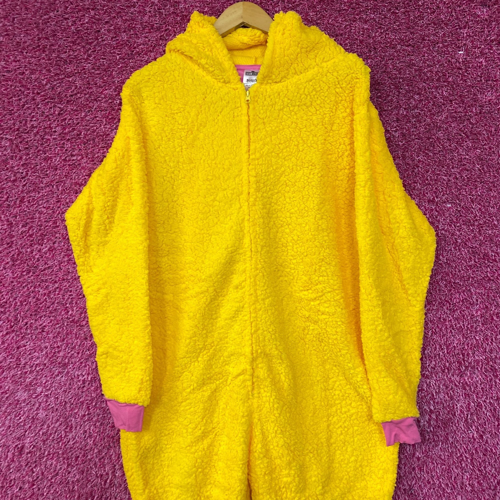 Other Sesame Street Big Bird Hooded Pajama Onesie S/M Size US M / EU 48-50 / 2 - 1 Thumbnail