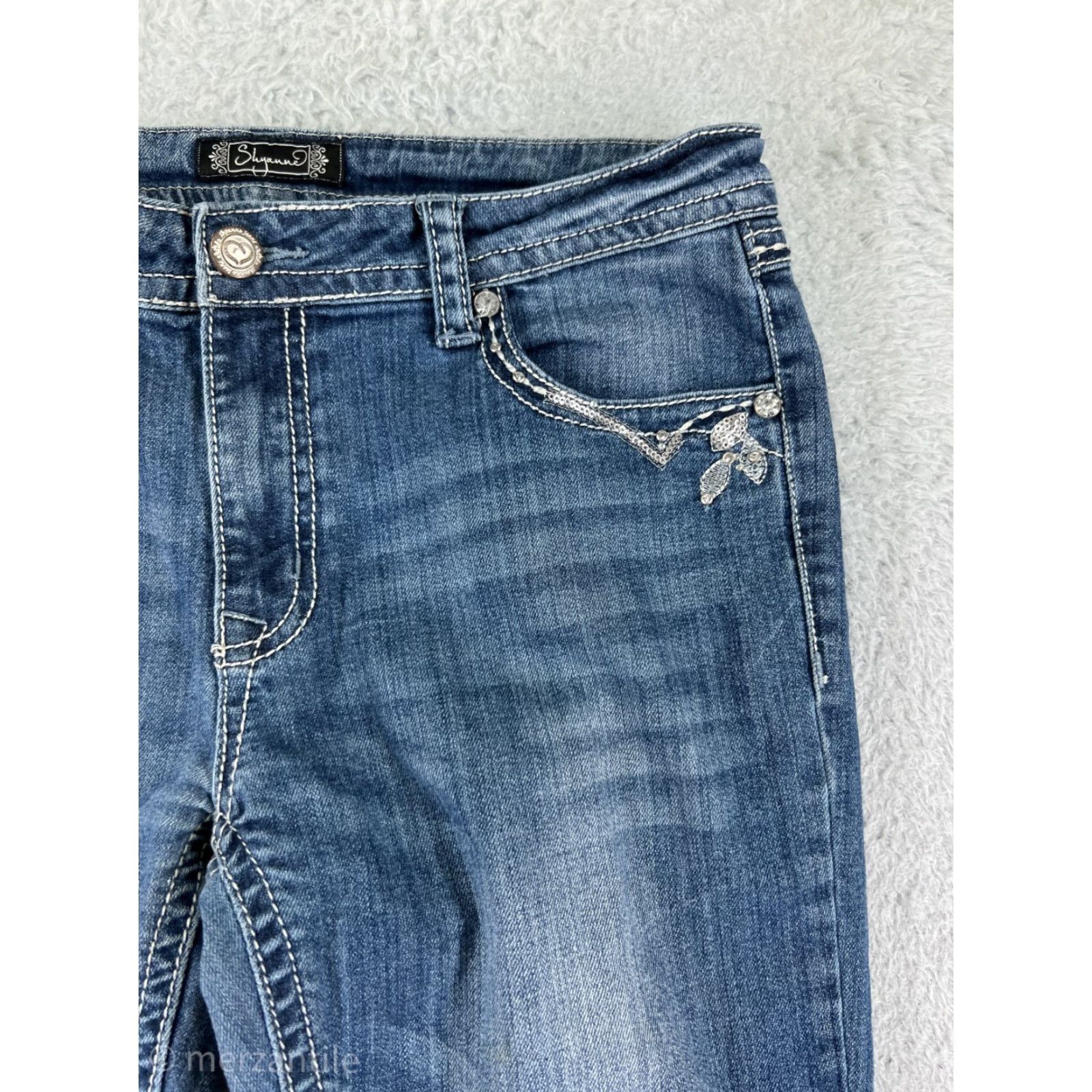 Vintage Shyanne Denim Jeans 33 Blue Bootcut Women’s Jeans Embellished Sequin Bling Embroidered 5-Pocket Size 24" / US 00 / IT 34 - 7 Thumbnail