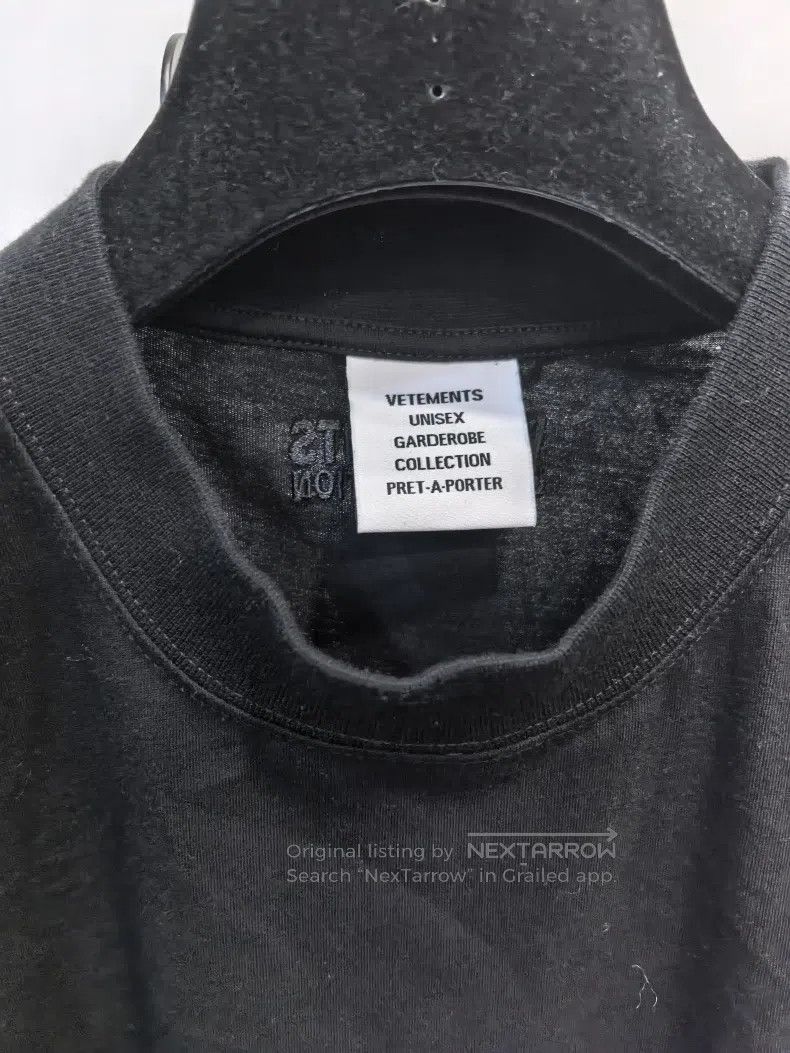 Vetements Vetements Classic Black Short Sleeve T-Shirt with Unique S Size US XS / EU 42 / 0 - 3 Thumbnail