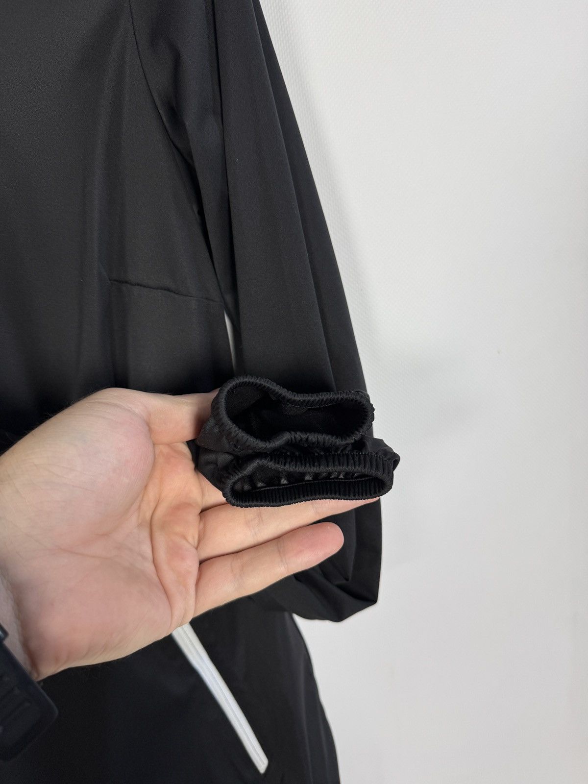 KJUS Kjus Systems Breeze Jacket Lightweight Windbreaker Size M/38 Size M / US 6-8 / IT 42-44 - 7 Thumbnail