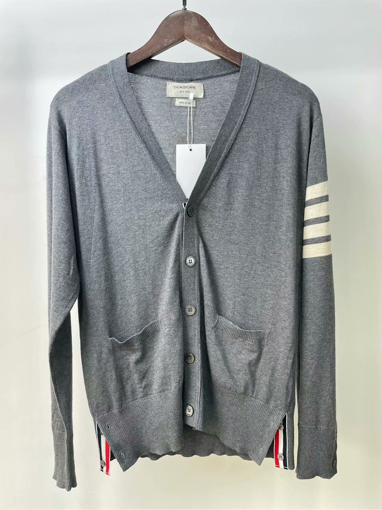 Thom Browne thom browne gray cardigan with stripes. Size US M / EU 48-50 / 2 - 1 Thumbnail