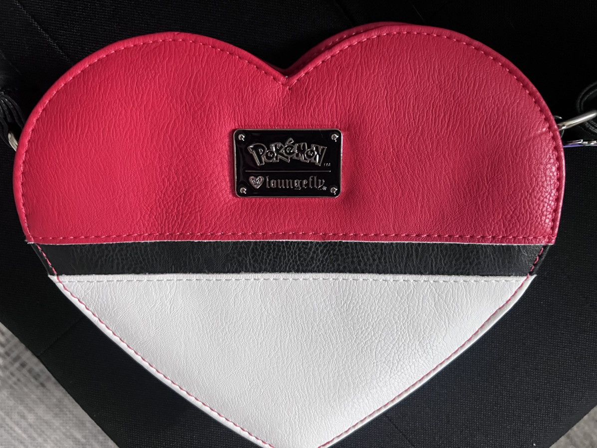 Loungefly x Pokémon Pokeball Heart Bag