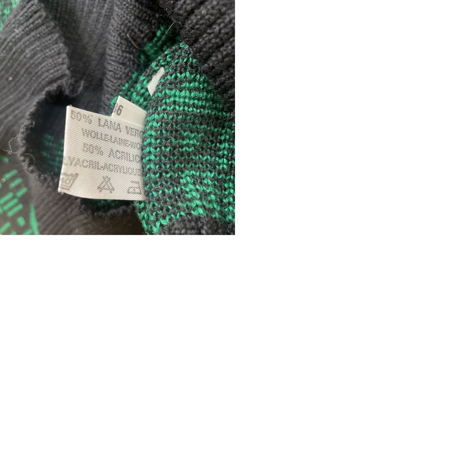 Vintage VINTAGE Gee 2 Vtg Italian Wool Sweater Men L Green Black 90s Y2k Tapered Cosby Knit 46" Size US L / EU 52-54 / 3 - 12 Thumbnail