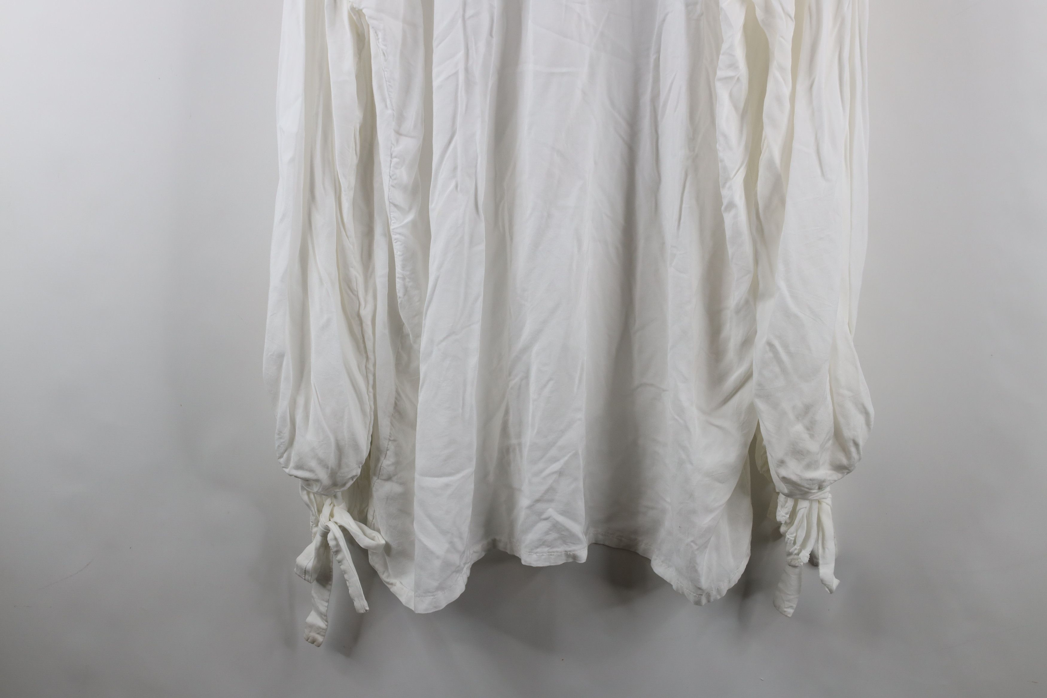 Vintage Vintage 90s Renaissance Ruffled Lace Up Collared Shirt White Size US XXL / EU 58 / 5 - 13 Thumbnail
