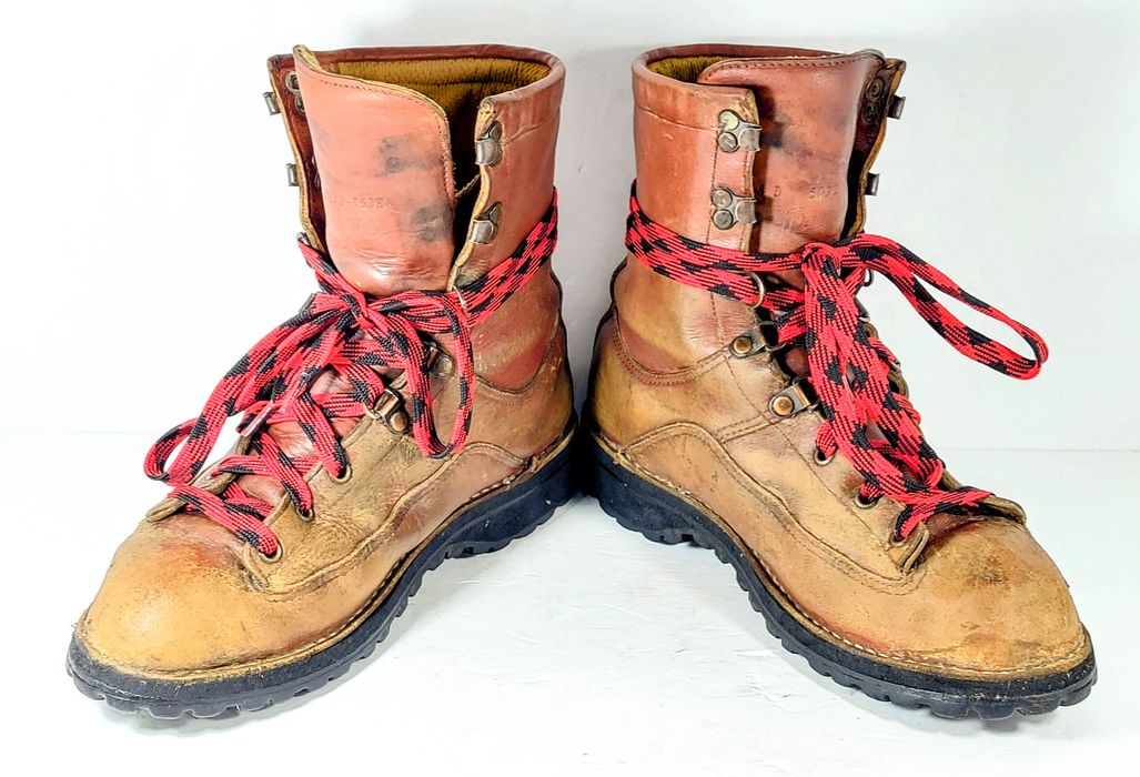 danner vibram boots womens