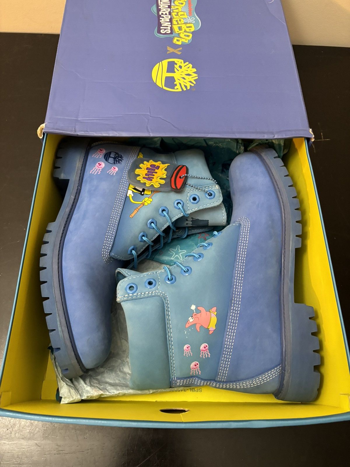 Timberland Timberland 6 Inch Suede Boots SpongeBob Jellyfish Blue Size US 9.5 / EU 42-43 - 10 Thumbnail