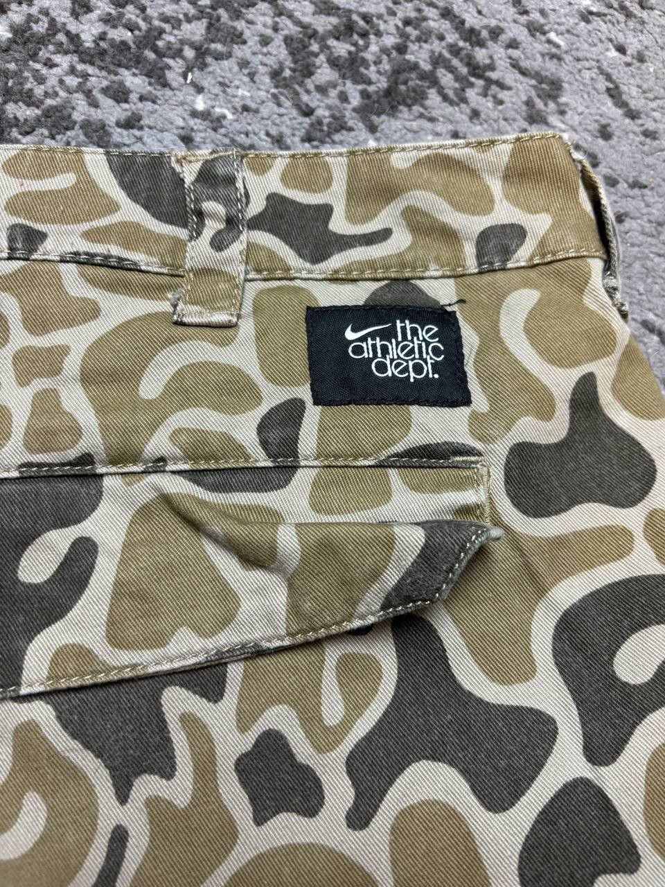 Nike × Vintage Vintage Y2K Nike Adept Military Camo Cargo Swoosh Shorts Size US 32 / EU 48 - 9 Thumbnail