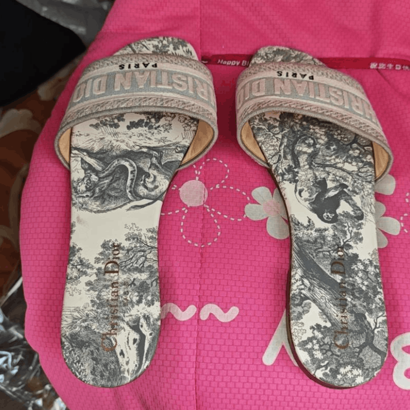 Dior Dior casual fashion slippers Size US 8 / IT 38 - 2 Thumbnail