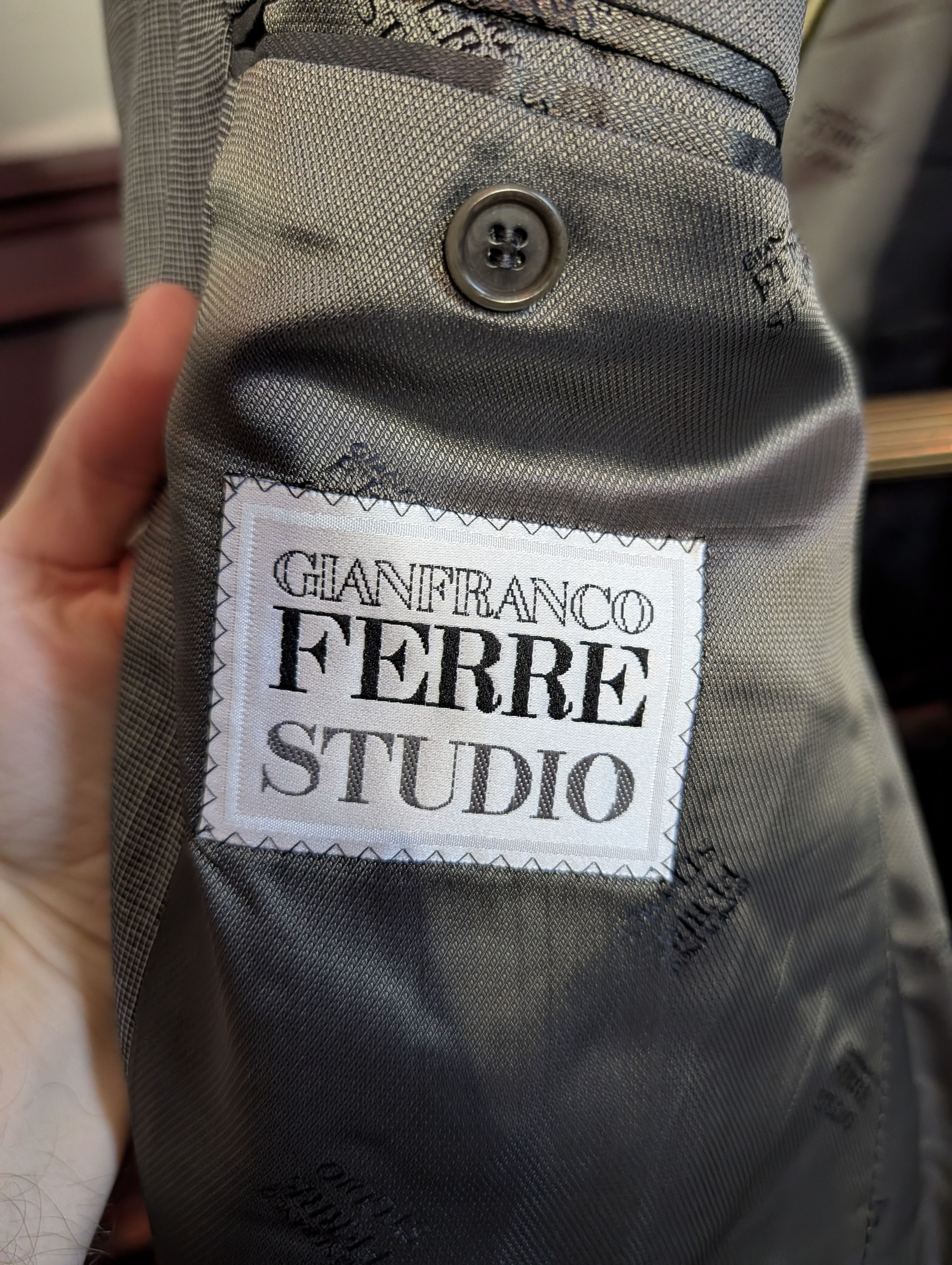 Gianfranco Ferre Hand tailored gray textured wool three button jacket Size 46L - 13 Thumbnail